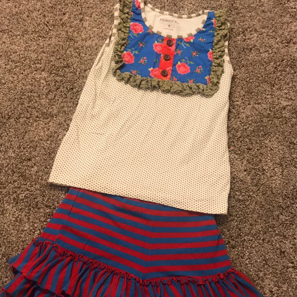 Girls size 8 Mustard Pie